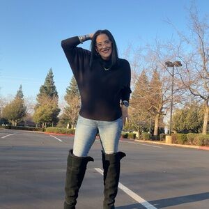 Meet your Posher, Nicole